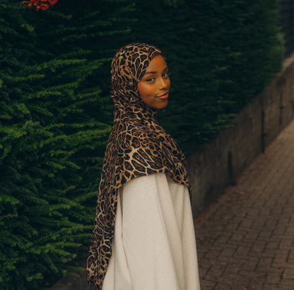 Lightweight Modal Print Hijab – Soft, Breathable & Elegant Scarf