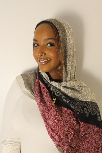 Lightweight Modal Print Hijab – Soft, Breathable & Elegant Scarf